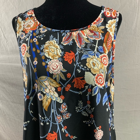 Floral Print Tank Dress With Pockets - Picture 7 of 9
